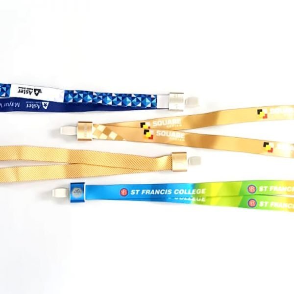 MULTICOLOR LANYARD WITH BRANDING ON HOOK